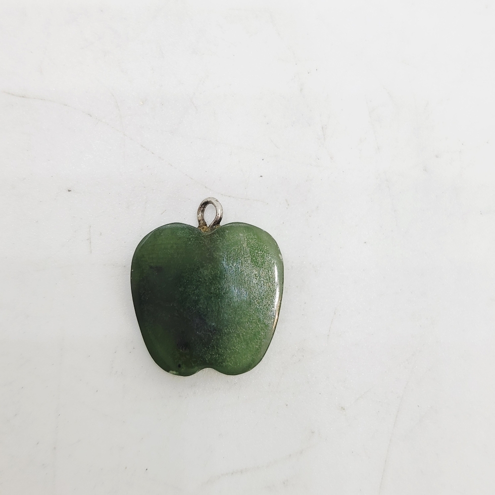 Vintage Carved Green Apple Shaped Genuine Jade Pendant For Necklace Charm Fruit